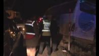Yolcu otobüsü devrildi; 2 ölü, 39 yaralı