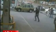 video Otobüs durağına böyle daldı!